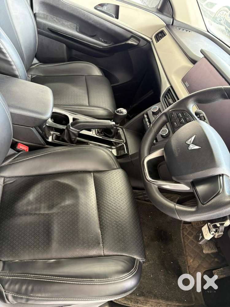 Mahindra Xuv700 2.2 Ax 5 Diesel Mt 7 Str, 2022, Diesel