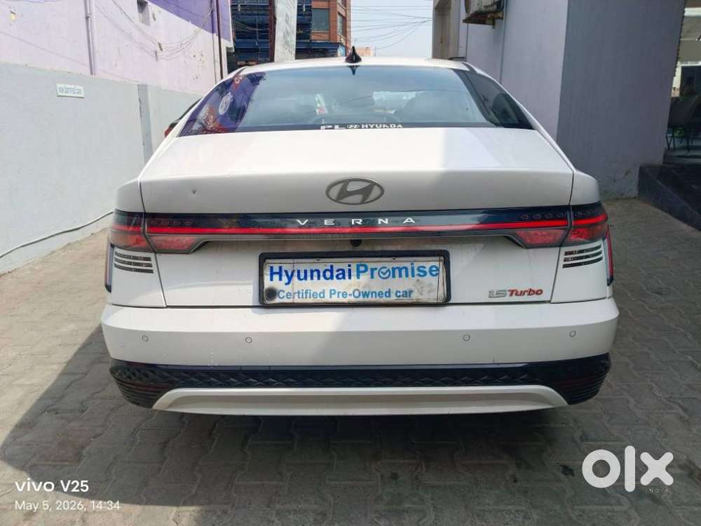 Hyundai Verna 1.5 Sx (o) Petrol Mt, 2024, Petrol
