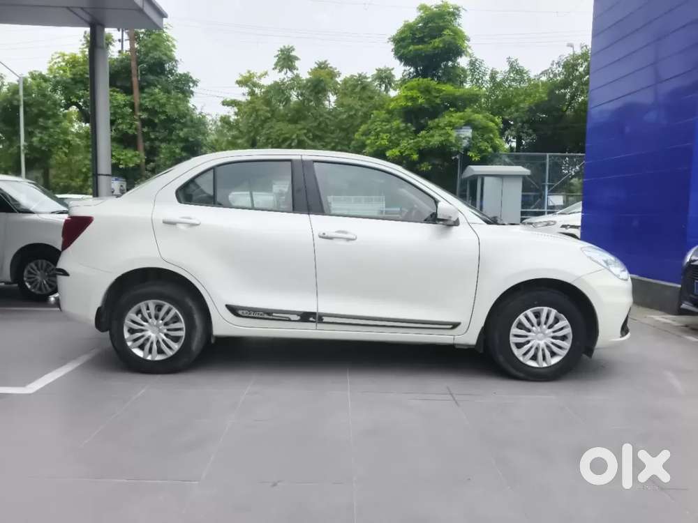 Maruti Suzuki Dzire 1.2 Vxi, 2021, Petrol
