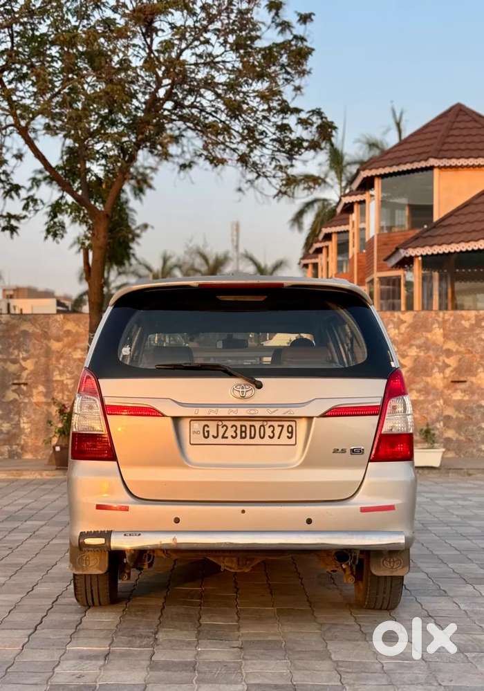 Toyota Innova 2.5 Gx 8 Str Bs-iii, 2015, Diesel