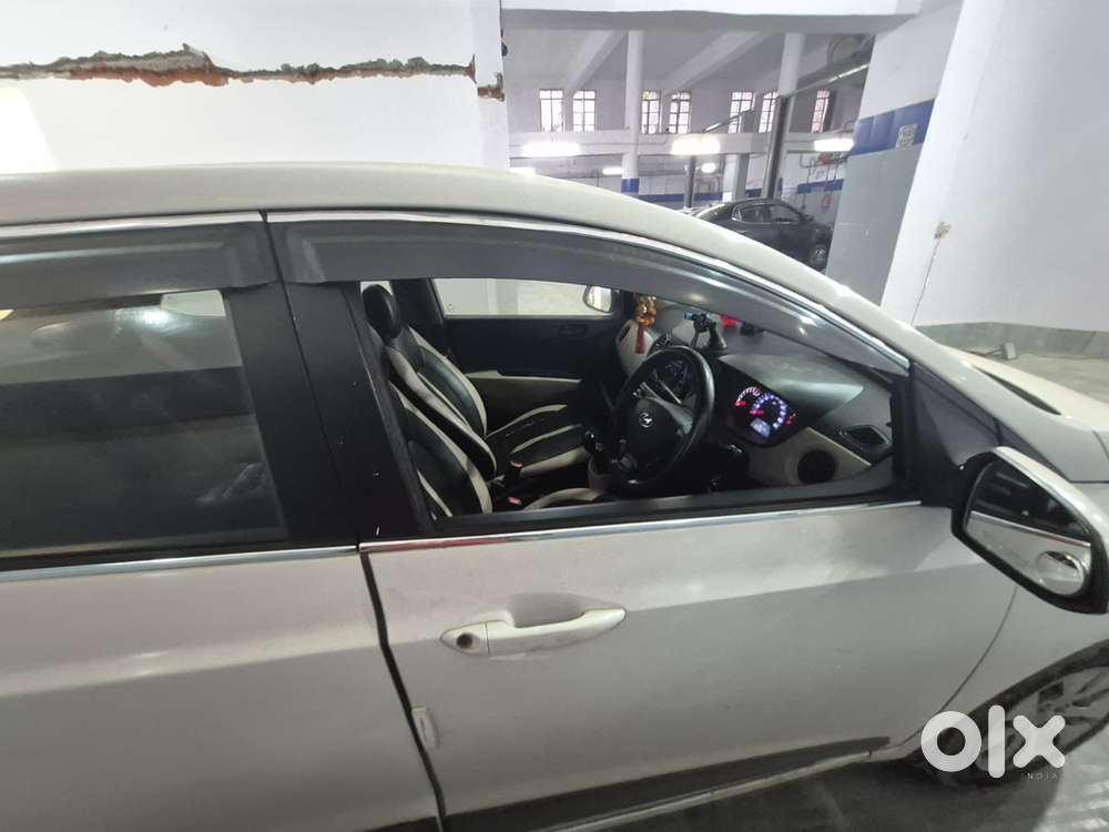 Hyundai Xcent Hybrid 2017