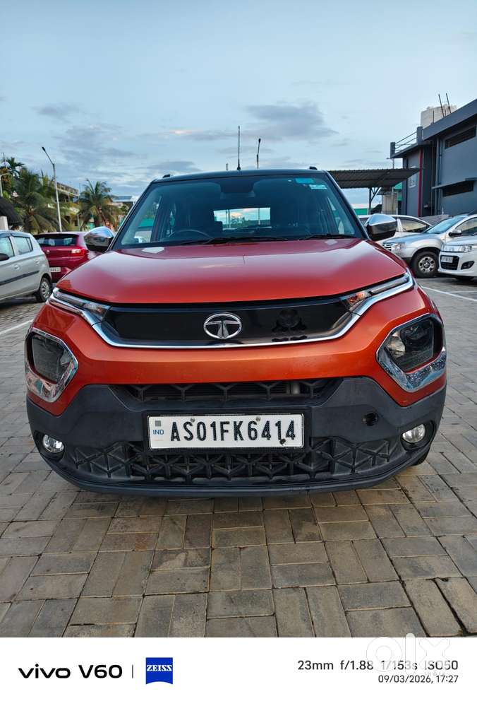 Tata Punch 1.2 Revotron Creative Ira Pack Amt Dual Tone, 2023, Petro..