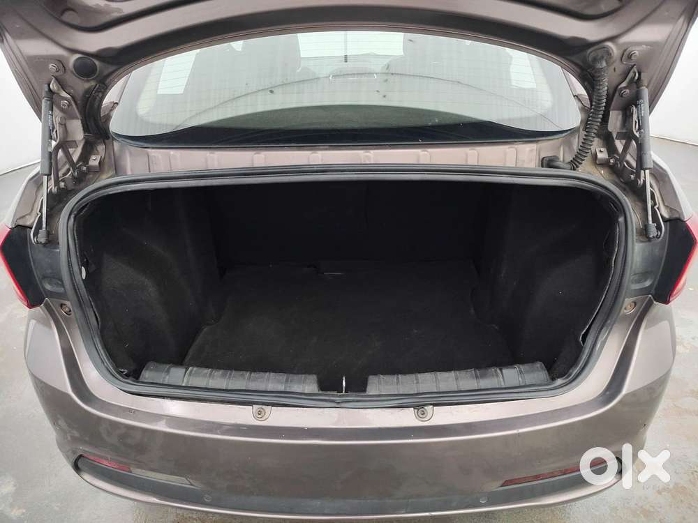 Tata Tigor Xz, 2018, Petrol