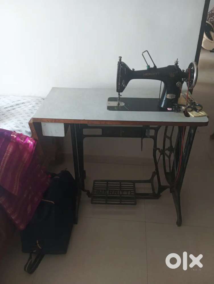 Merritt sewing machine in a good condition