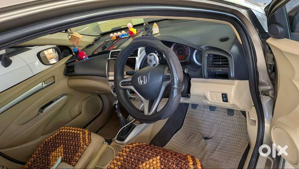 Honda City V Mt 2011