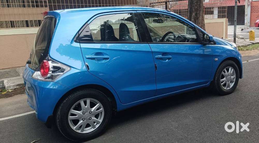 Honda Brio V Mt, 2012, Petrol