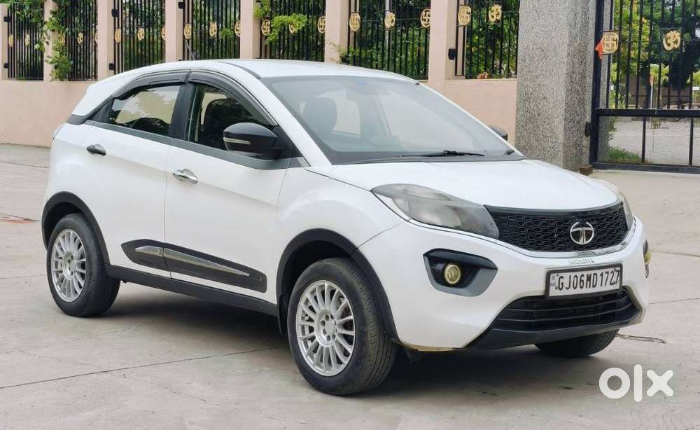 Tata Nexon 1.2 Revotron Xm (s), 2018, Cng & Hybrids