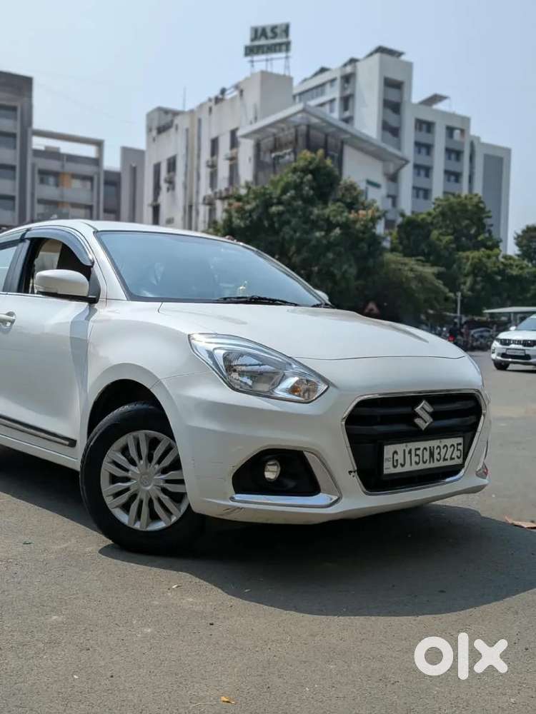 Maruti Suzuki Dzire 1.2 Vxi, 2023, Petrol