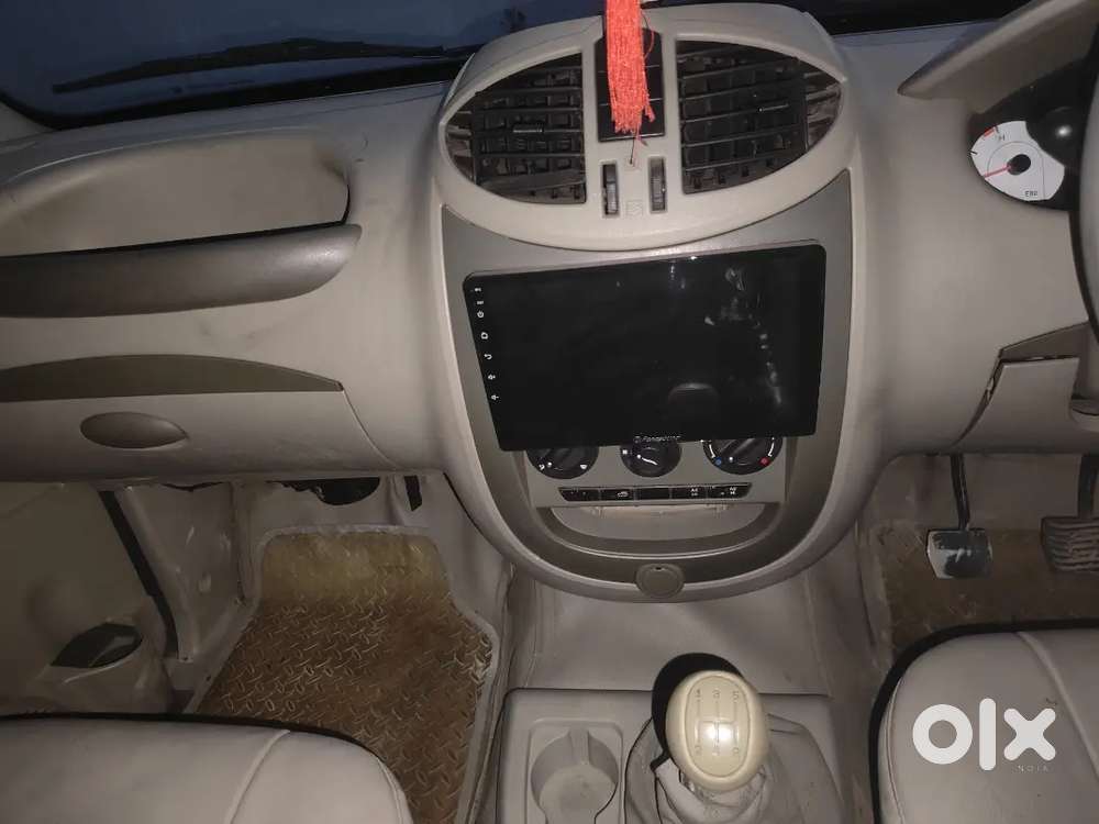 Mahindra Quanto 2013 Diesel 44507 Km Driven