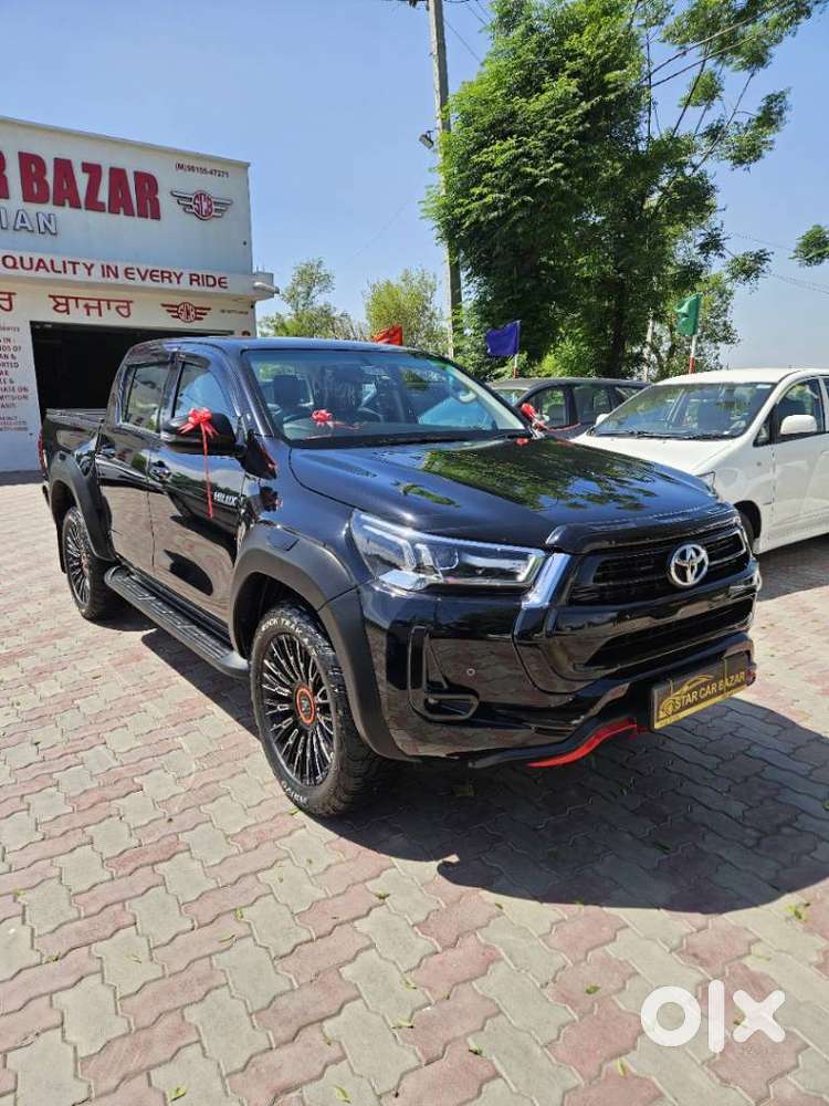 Toyota Hilux Black Edition Diesel Turbo Automatic, 2025, Diesel