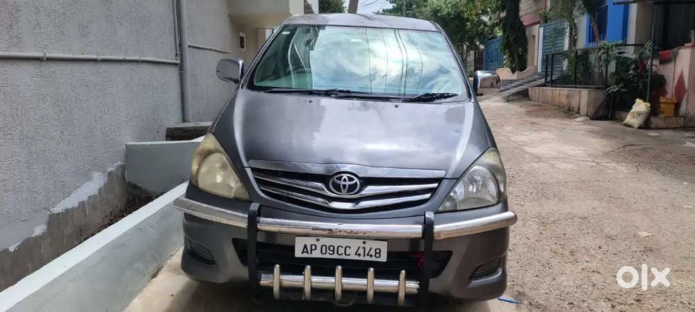Toyota Innova Diesel 2011 2nd Owner