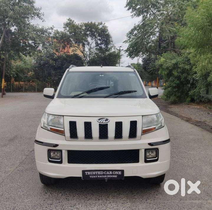 Mahindra Tuv 300 Mhawk100 T8, 2017, Diesel