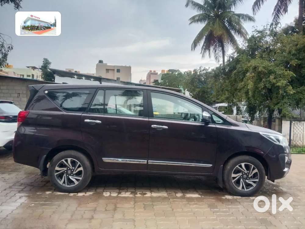 Toyota Innova Crysta [ ] 2.4 Gx At 7 Str, 2022, Diesel