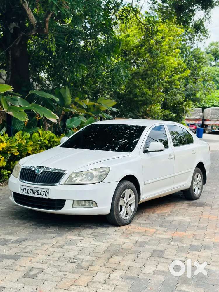 Skoda Laura 2 Litter Manual 2010 New Papers Family Use