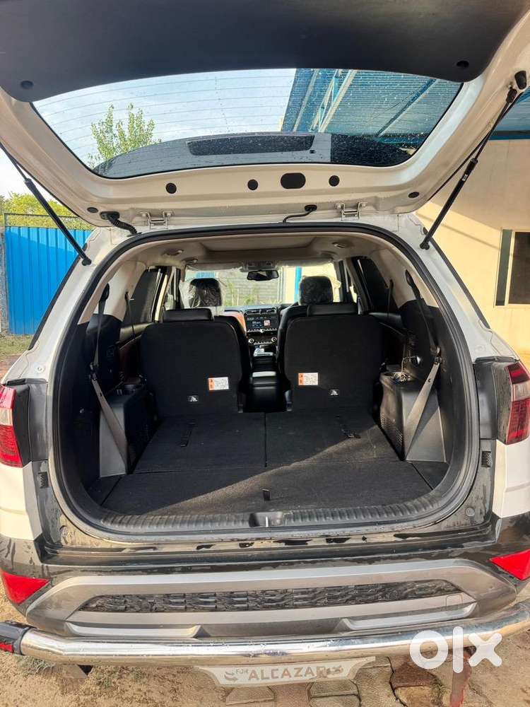 Hyundai Alcazar 2023 Diesel 14000 Km Driven