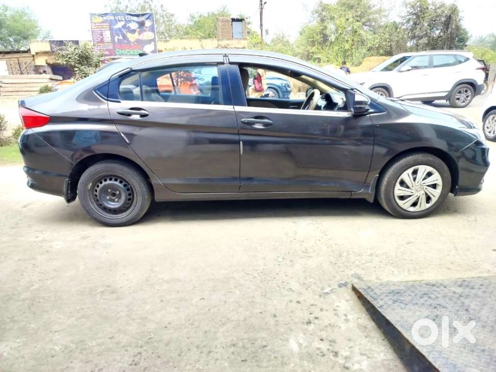 Honda City I-vtec Sv, 2018, Petrol