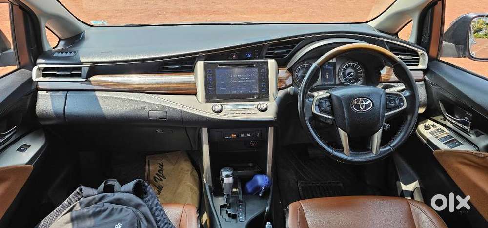 Toyota Innova Crysta 2.8z Automatic, 2017, Diesel