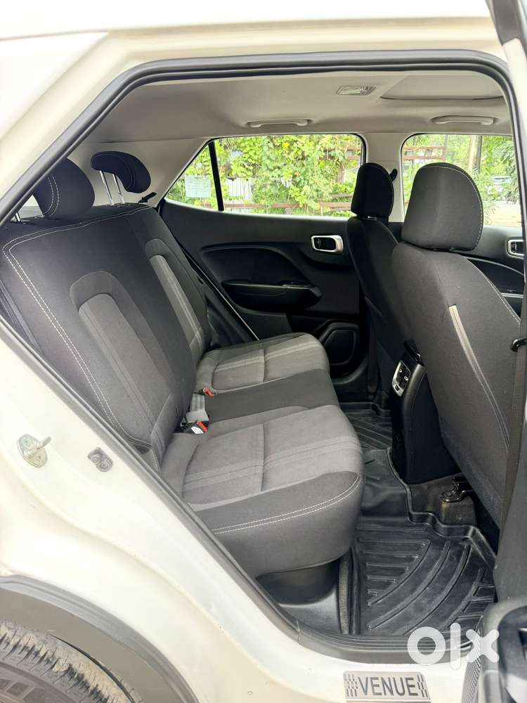 Hyundai Venue 1.0 Sx Plus Turbo Dct Dual Tone, 2021, Petrol