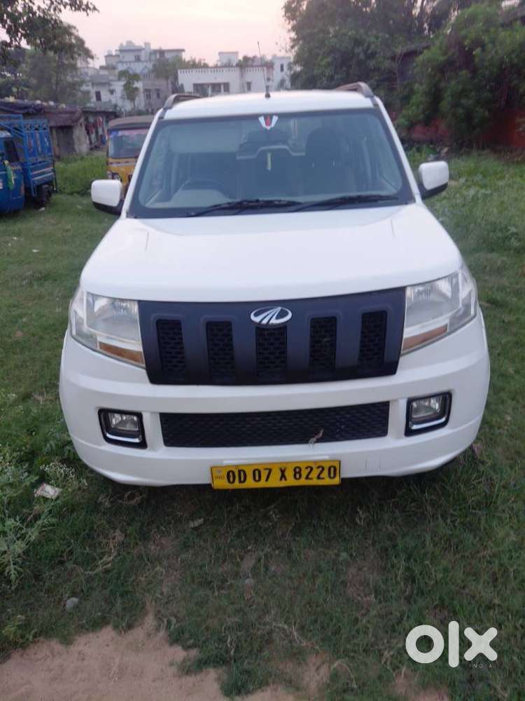 Mahindra Tuv 300 Mhawk100 T8, 2018, Diesel