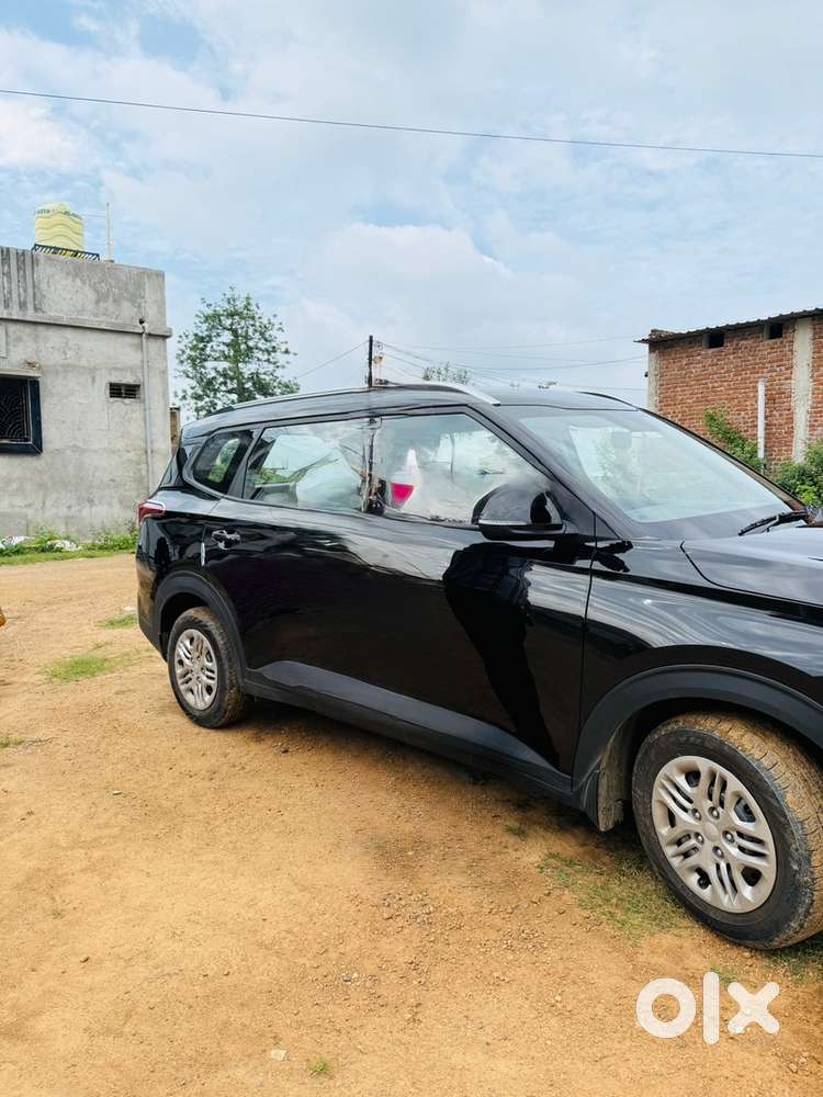 Kia Carens Prestige 2025