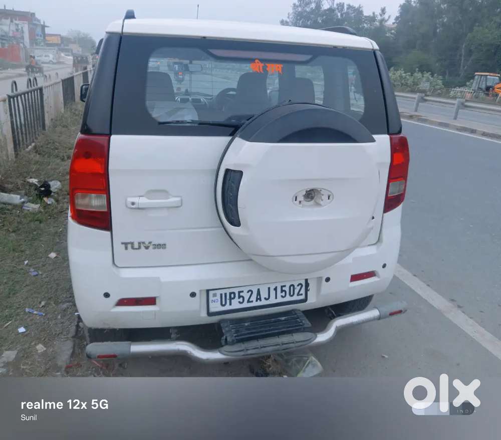 Only Serious Buyer Mahindra Tuv 300 2016 Diesel Amt
