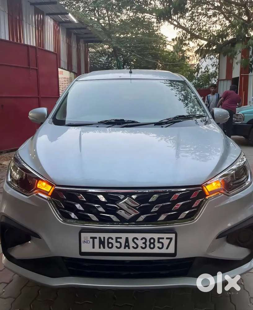 Maruti Suzuki Ertiga 2023 Petrol 25000 Km Driven
