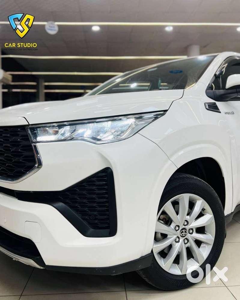 Toyota Innova Hycross 2.0 Vx Hybrid 7 Str, 2023