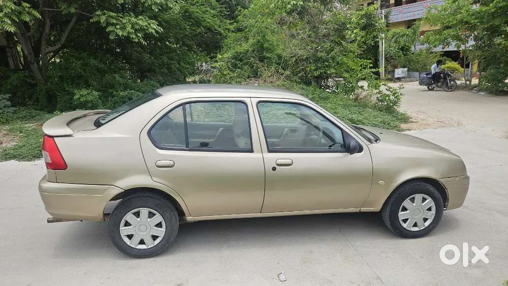 Ford Ikon 2008