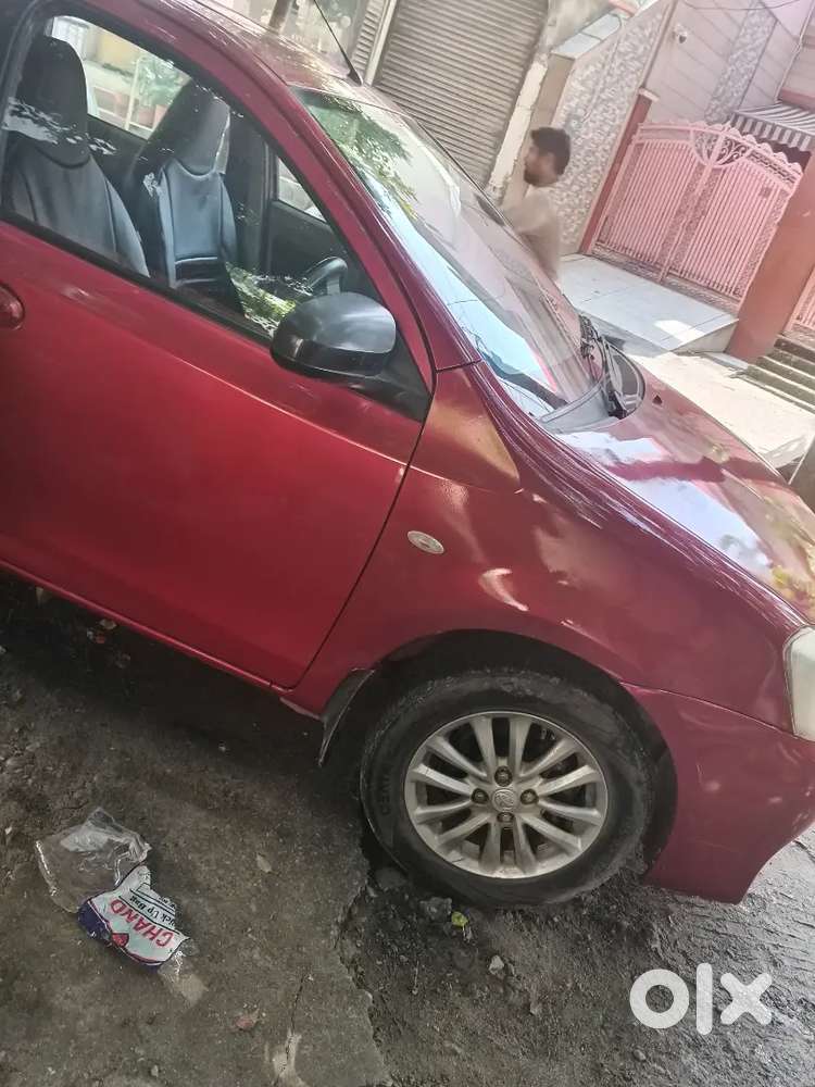 Toyota Etios Liva 2012