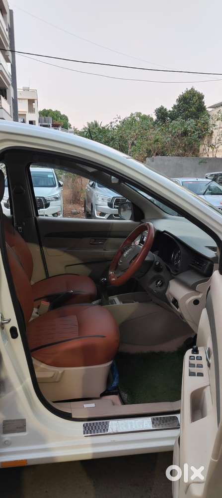 Maruti Suzuki Ertiga 2022-2023 Vxi Cng, 2024, Cng & Hybrids