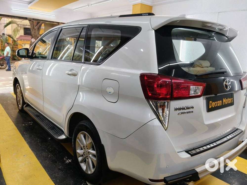 Toyota Innova Crysta 2.4 G Mt 8s, 2024, Diesel