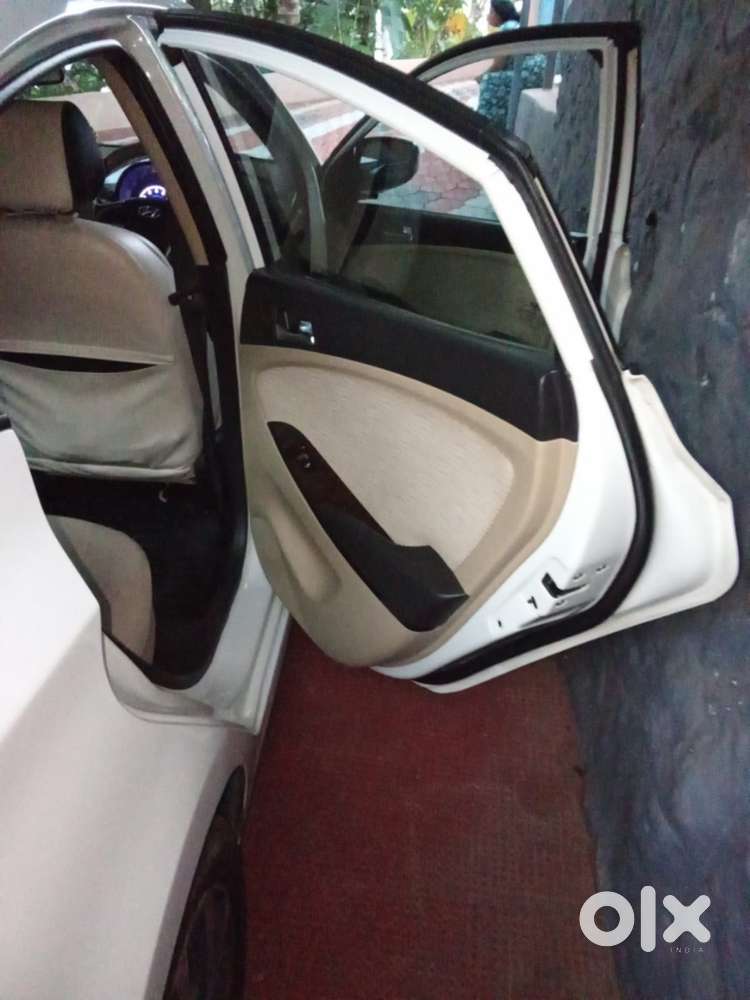 Low Mileage Car With Full Service History With Hyundai