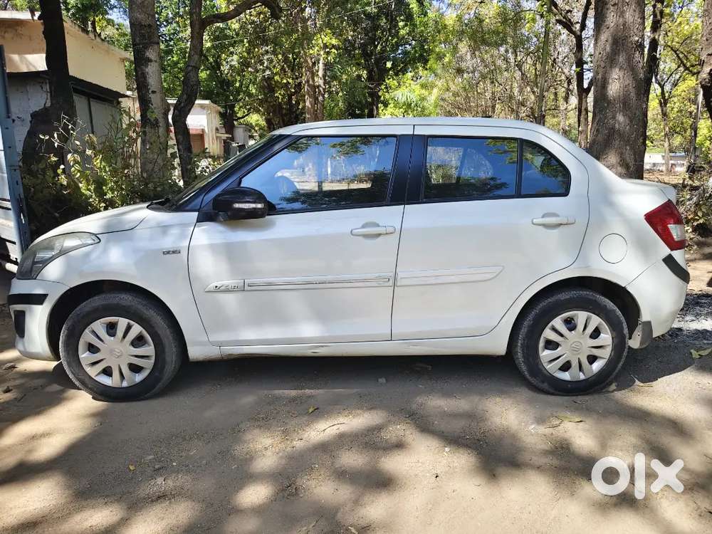 Maruti Suzuki Dzire 2015 Diesel 90000 Km Driven