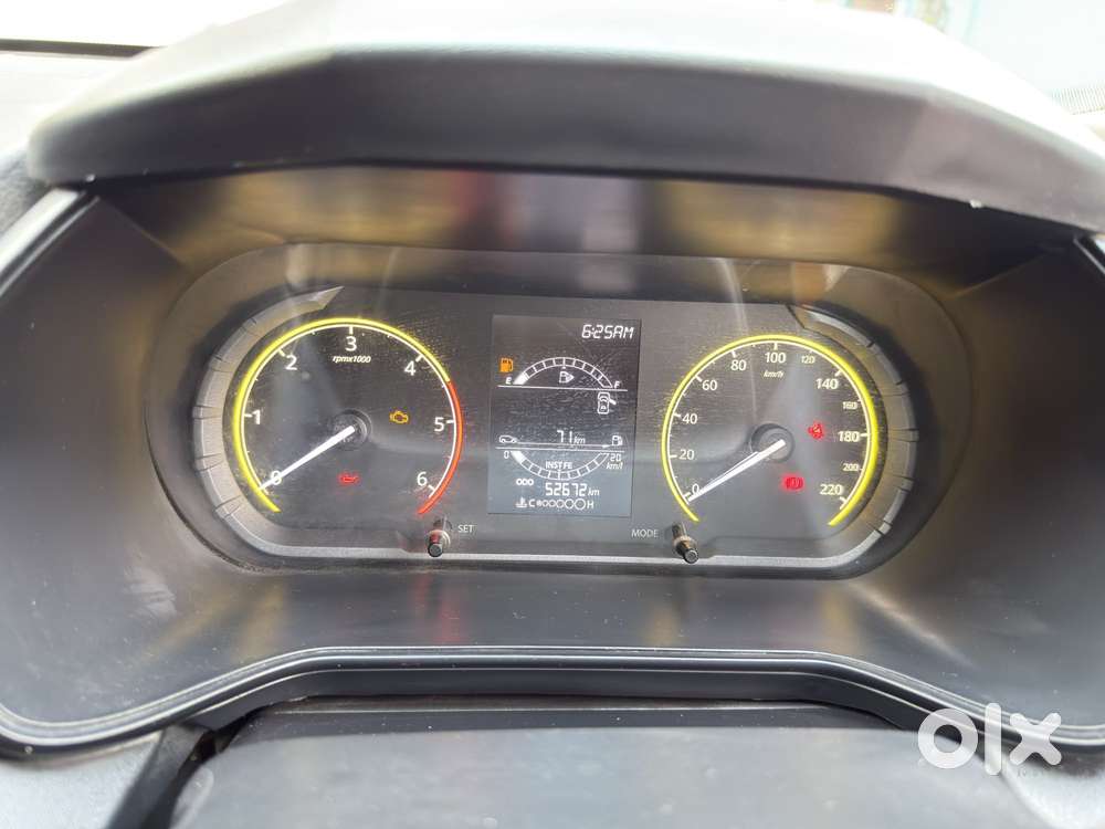 Tata Safari Pure, 2023, Diesel