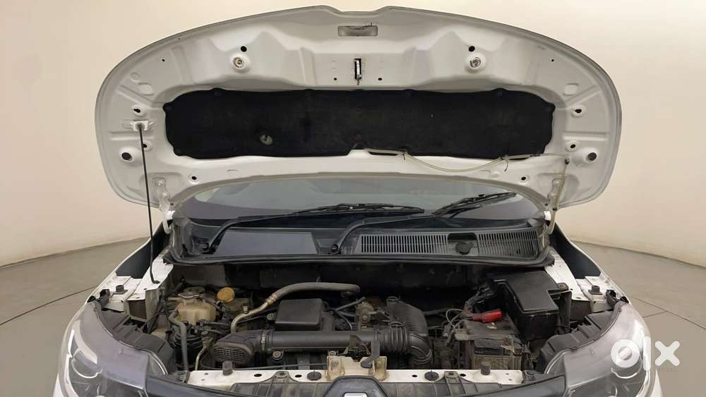 Renault Triber Rxe, 2021, Petrol