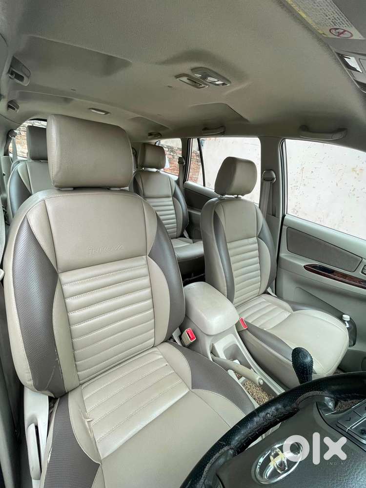 Toyota Innova Diesel 2014