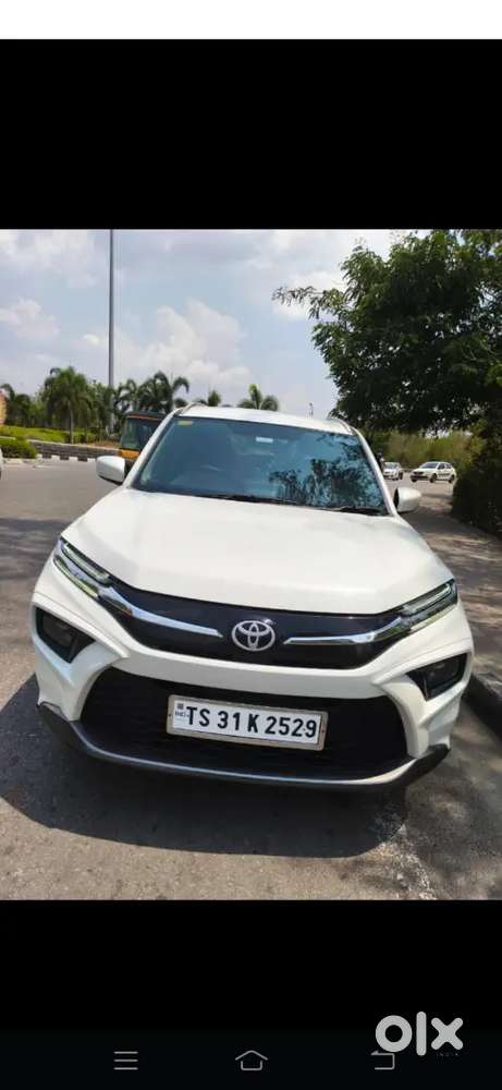 Toyota Urban Cruiser Hyryder 2023 Petrol  Single Owner  21k Km