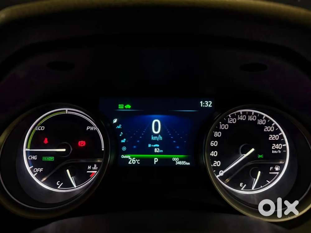 Toyota Camry Hybrid, 2023, Petrol