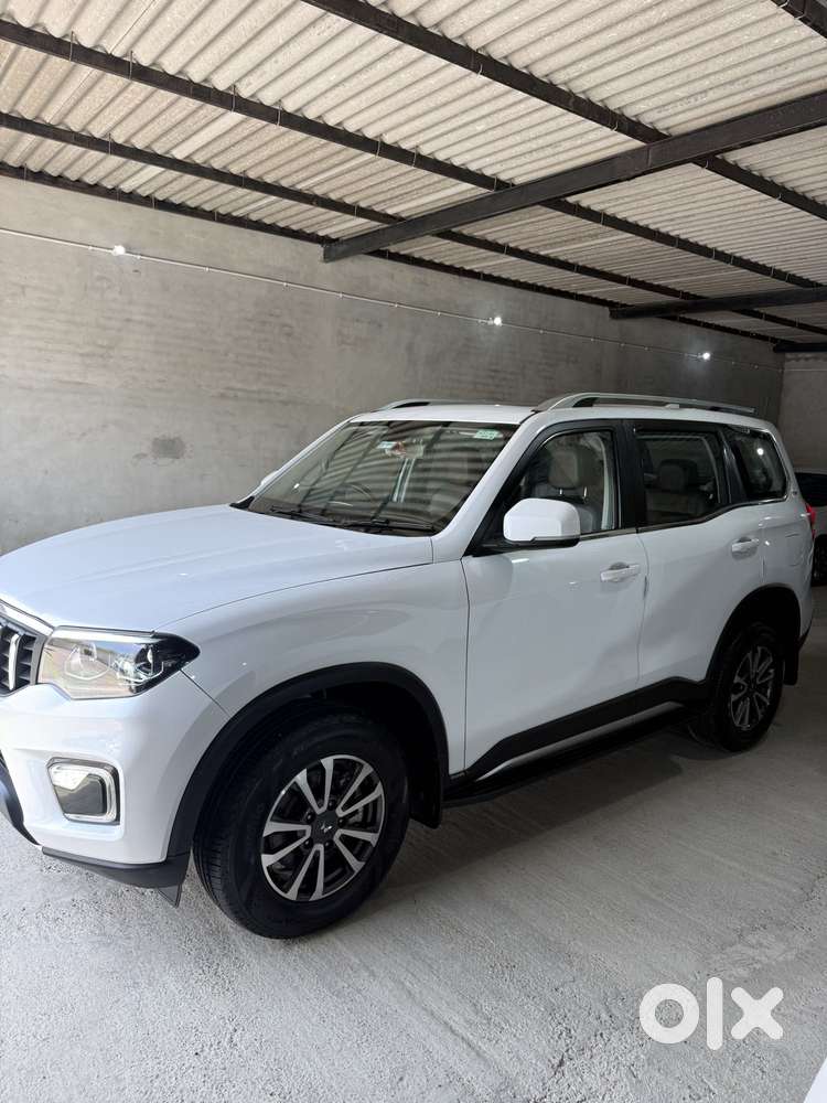 Mahindra Scorpio N Z8 Select Diesel At 2wd 7-seater, 2024, Diesel