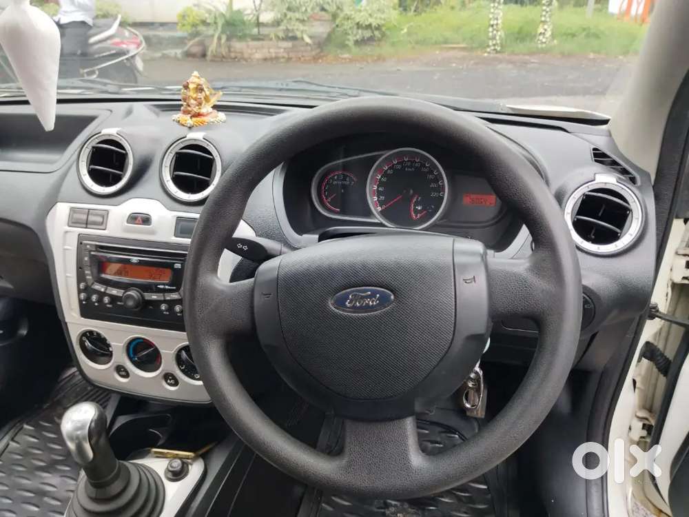 Ford Figo Diesel Zxi 2011