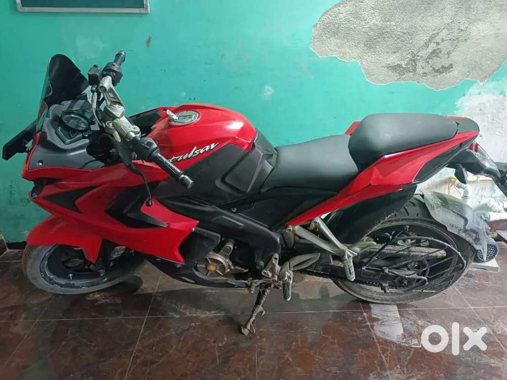 10000 chala h gadi Motorcycles 1821795795