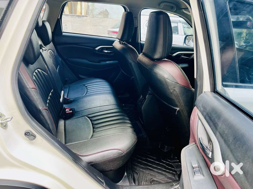 Maruti Suzuki Grand Vitara 1.5 Delta Smart Hybrid At, 2024, Petrol