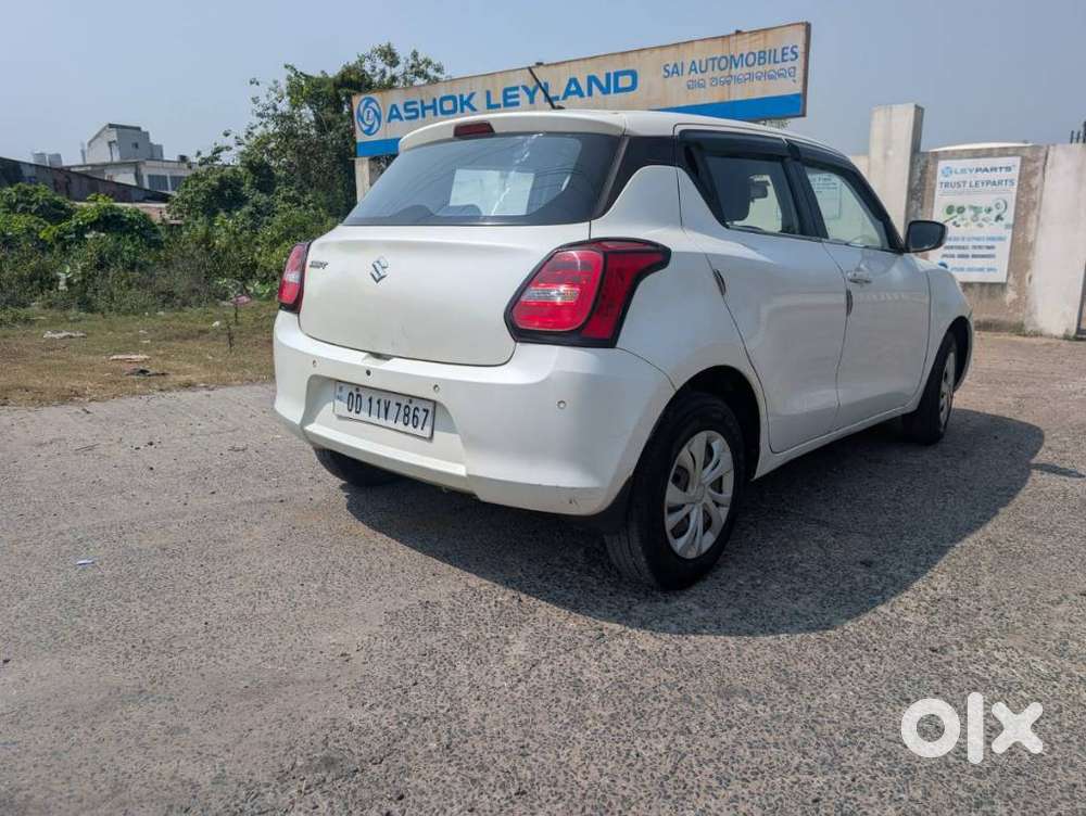 Maruti Suzuki Swift Vxi, 2020, Petrol