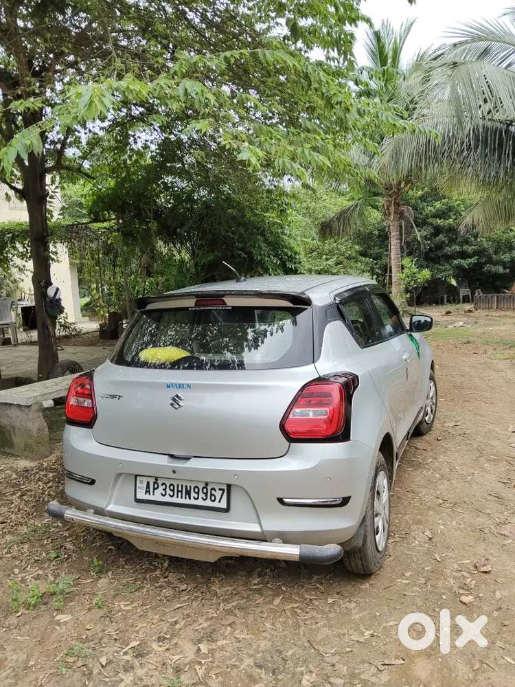 Maruti Suzuki Swift Vxi 2021