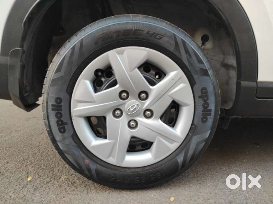 Hyundai Venue 1.2 S Plus, 2020, Petrol