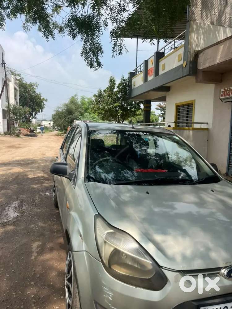 Ford Figo Petrol 2011