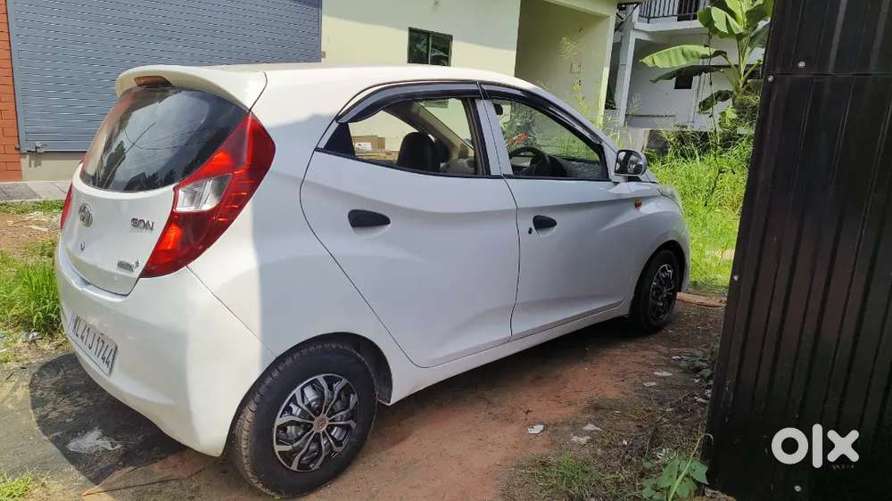 Hyundai Eon 2014 Petrol 135000 Km Driven