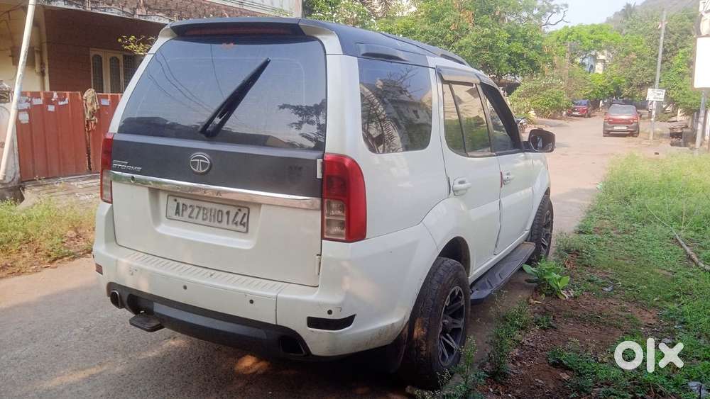 Tata Safari Storme Lx, 2016, Diesel