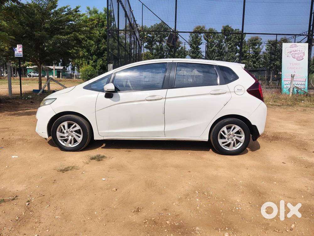 Honda Jazz V Cvt, 2015, Petrol