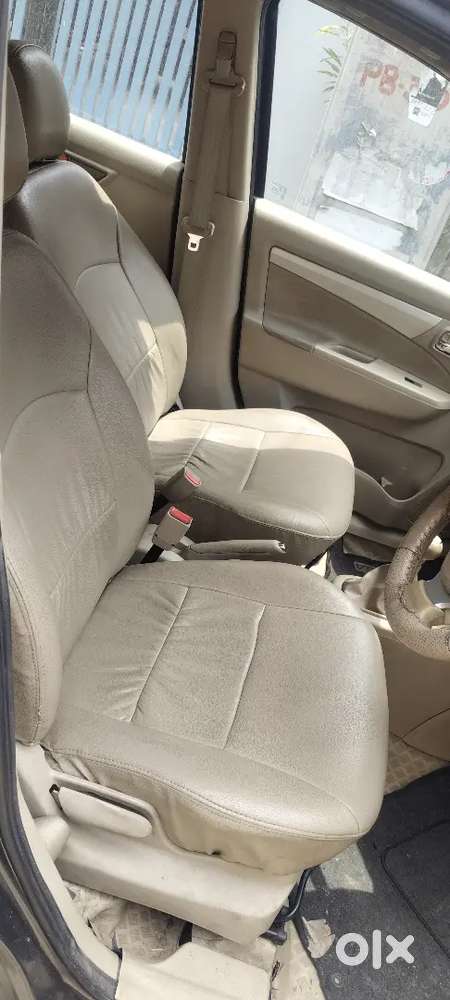 Maruti Suzuki Ertiga 2017 Single Owner Diesel 65000 Km Driven